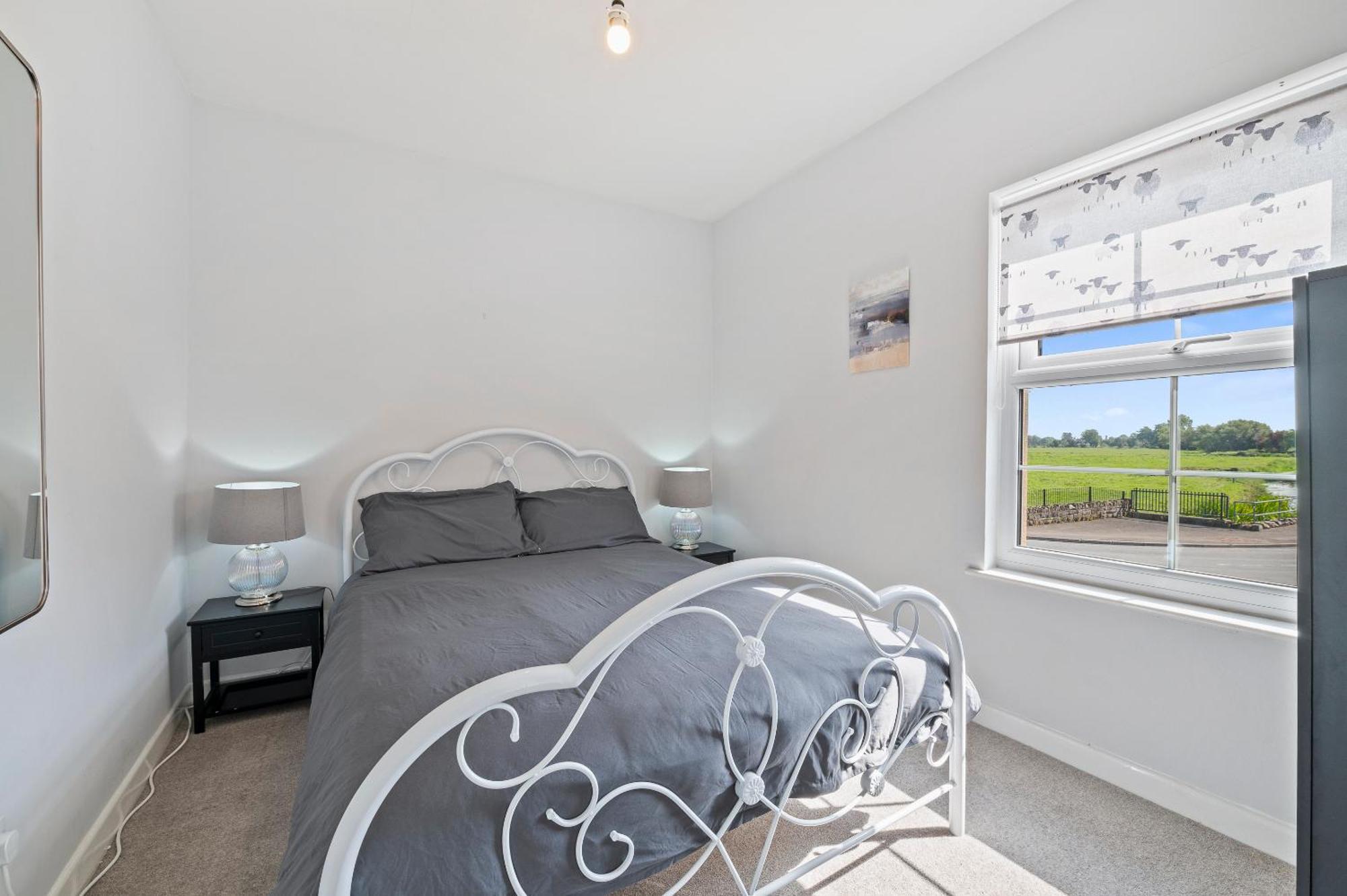 Spacious Holiday Home Somerset Highbridge Exterior photo